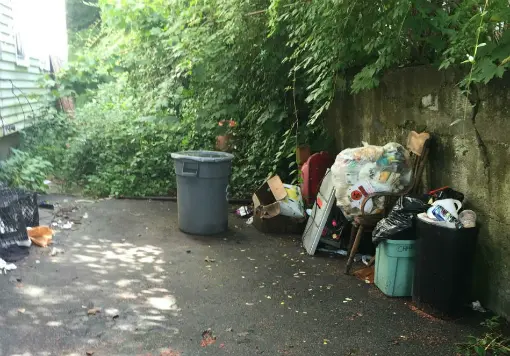 picture of a garbage area